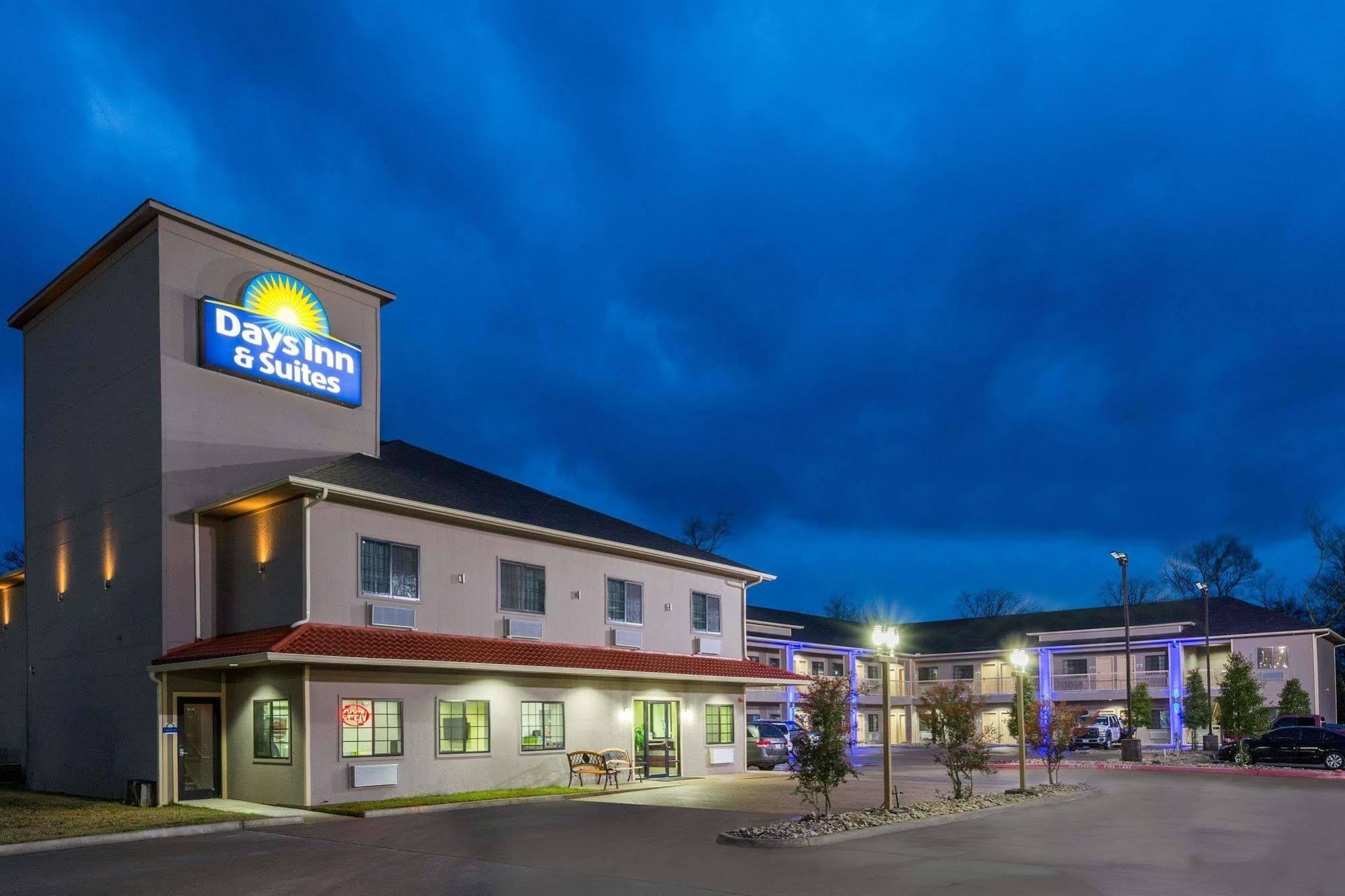 Days Inn & Suites By Wyndham Madisonville Luaran gambar