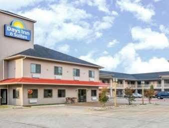 Days Inn & Suites By Wyndham Madisonville Luaran gambar